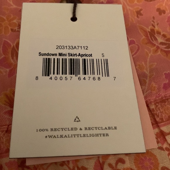 SPELL & THE GYPSY COLLECTIVE SUNDOWN MINI SKIRT IN APRICOT SIZE SMALL - Picture 6 of 6